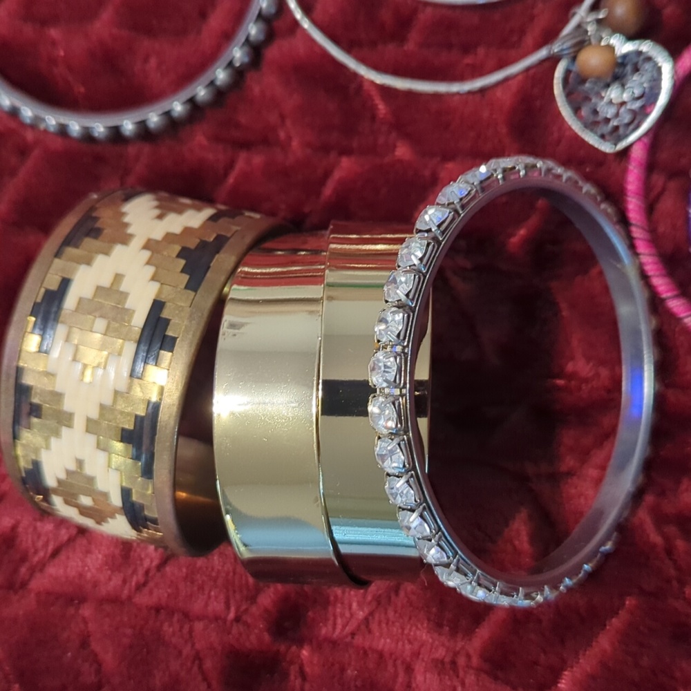 Bangle bracelets - Picture 7 of 7